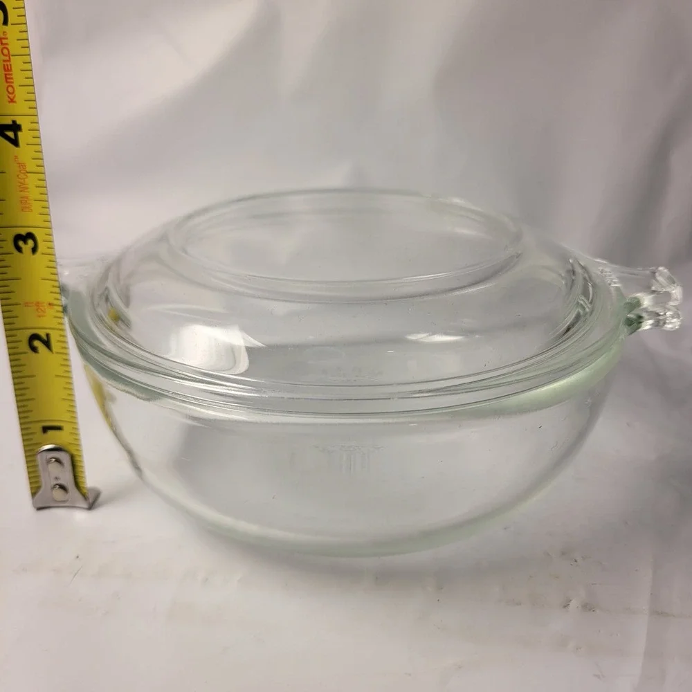 Pyrex Casserole Dish Clear 20‎ oz Round Glass 019 with 681-C-18 Lid